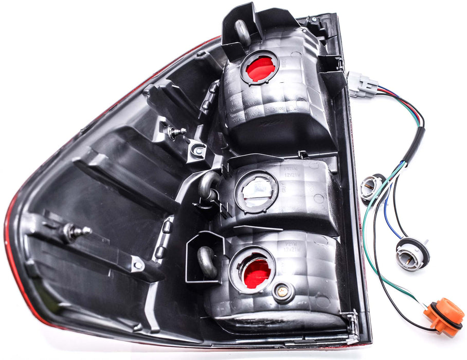 T/LAMP SUITABLE FOR TOY HILUX 2015 on RH (REVO) (WITH RED REVERSE)